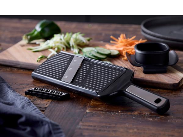 HOLM - Mandolinjern 32,6 x 9,9 x 6 Cm. - Sort/Stål