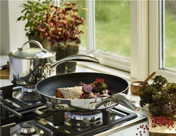 Scanpan - HaptIQ Non-stick kasserolle M/Låg - 1,8 liter